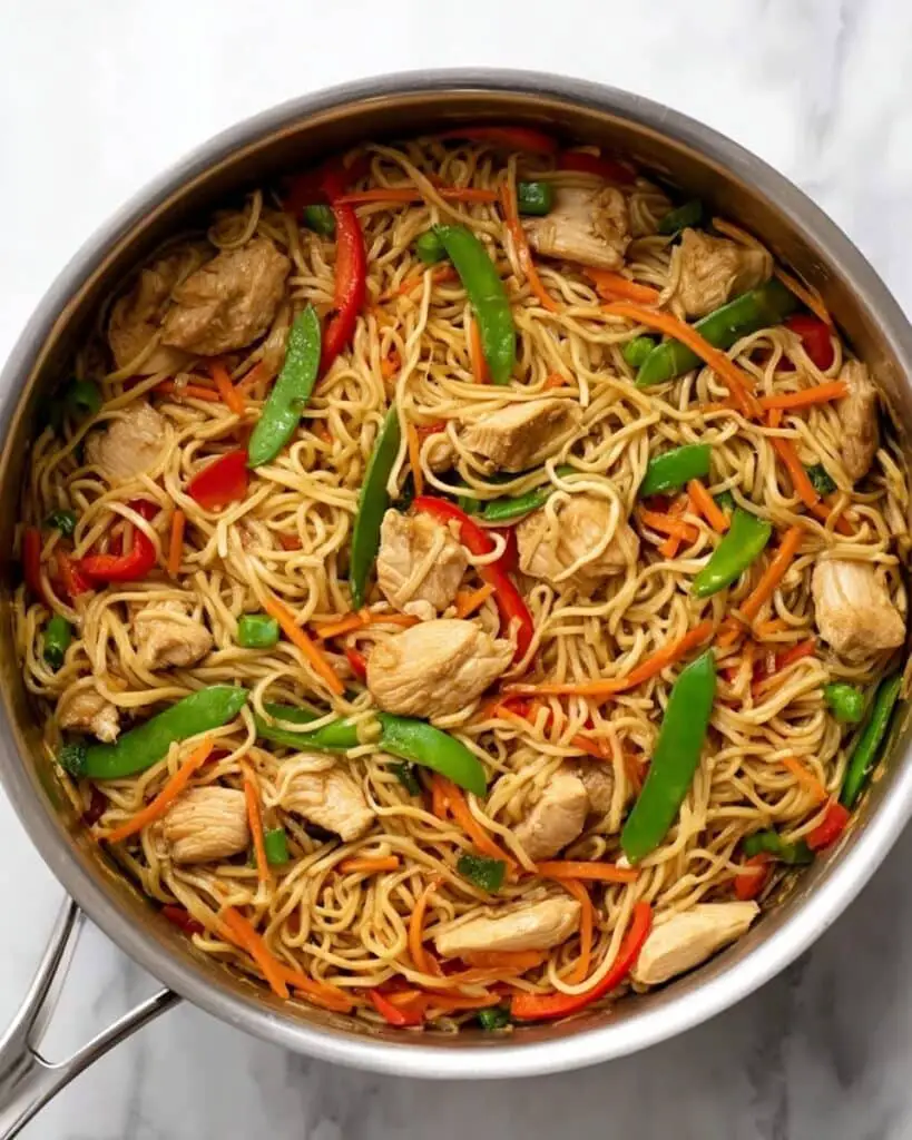 Savory Chicken Lo Mein with Vegetables and Flavored Sauce Recipe