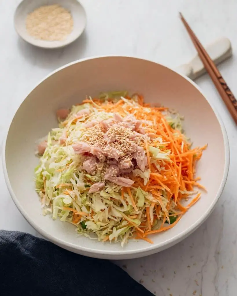 Tuna Cabbage Salad (No-Mayonnaise Japanese-Style Healthy Tuna and Vegetable Salad) Recipe