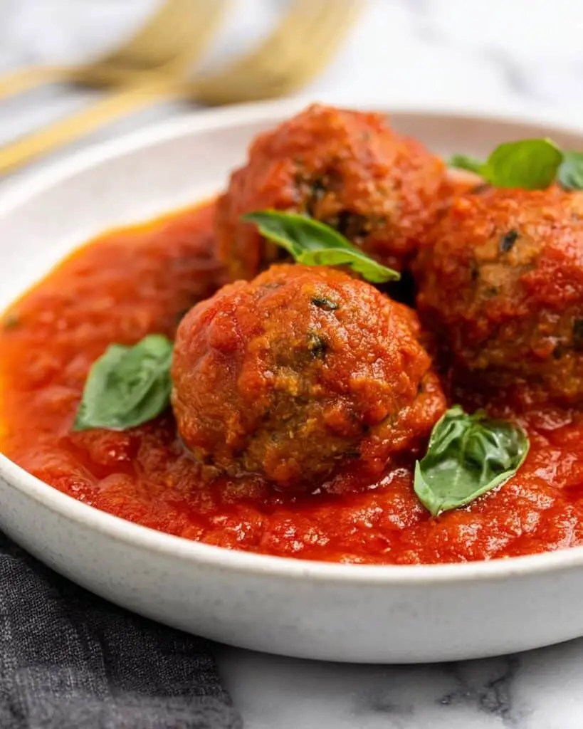 Slow Cooker Meatballs in Tomato Sauce Recipe
