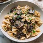 One Pot Creamy Vegan Mushroom Pasta Recipe