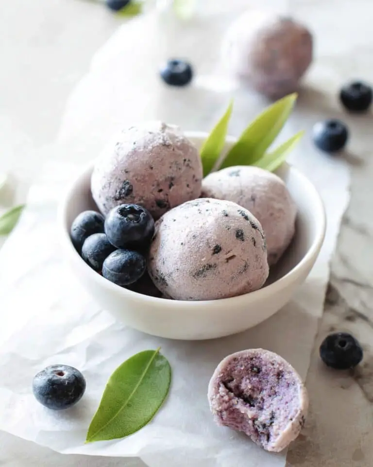 Blueberry Cheesecake Protein Balls Recipe