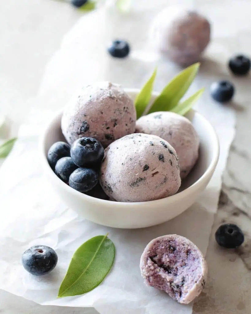 Blueberry Cheesecake Protein Balls Recipe