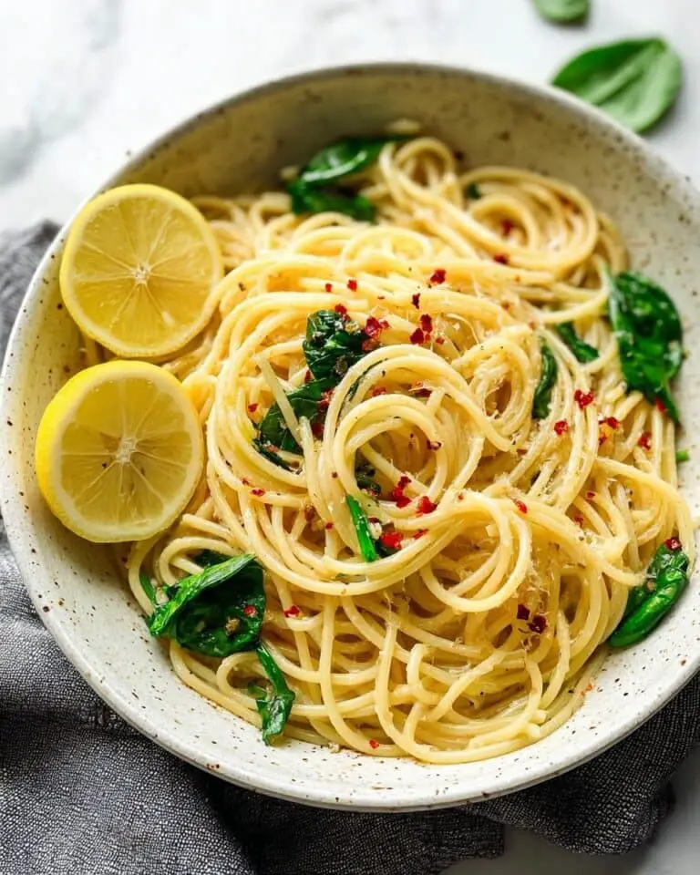 Hummus Pasta with Spinach and Basil Recipe