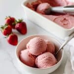 Homemade Strawberry Frozen Yogurt Recipe