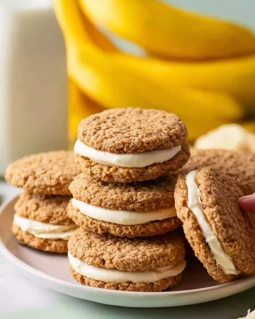 Banana Oatmeal Cream Pies Recipe