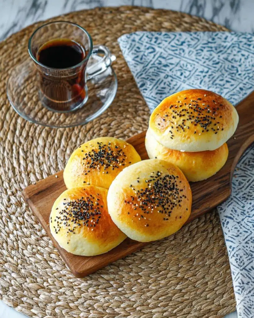 Turkish Cheese Buns (Peynirli Poğaça) Recipe