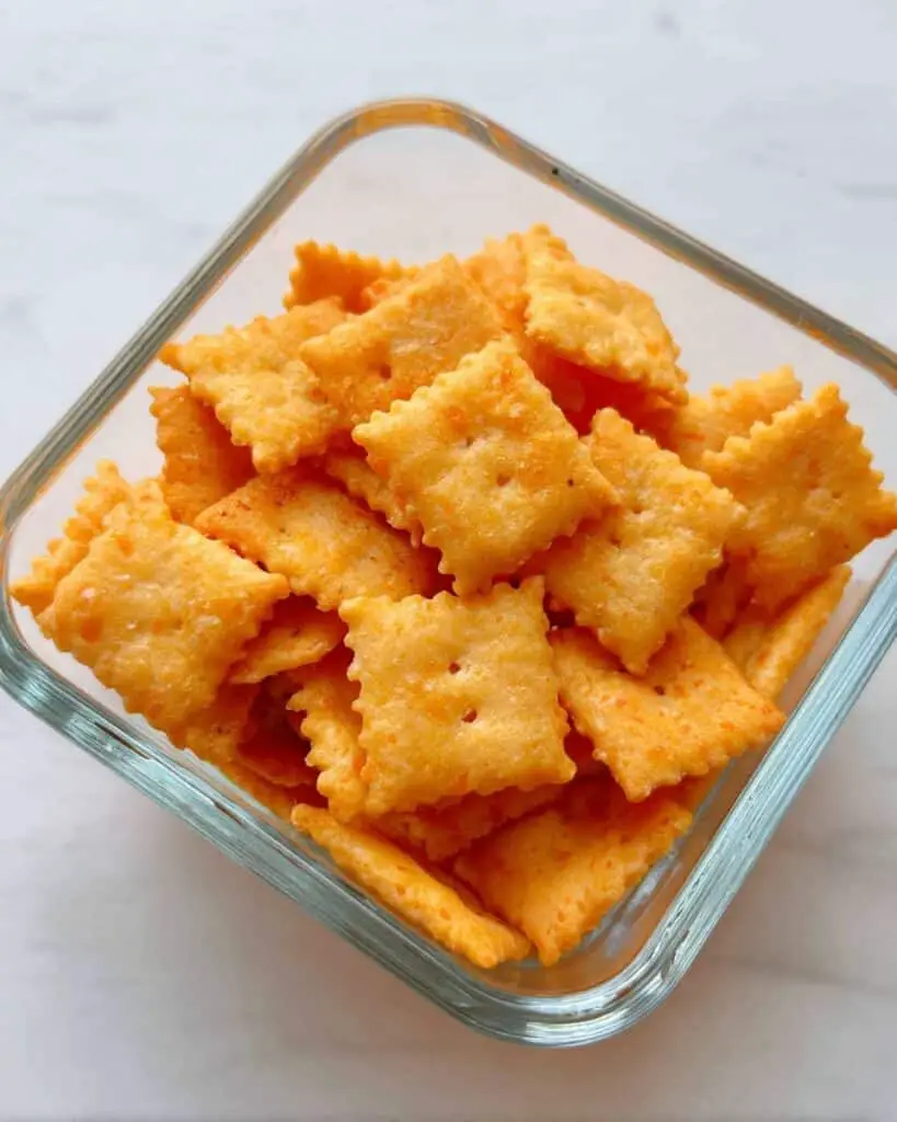 Homemade Cheese Crackers (Cheez-Its) Recipe