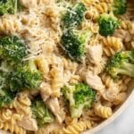 One Pot Chicken and Broccoli Pasta Recipe
