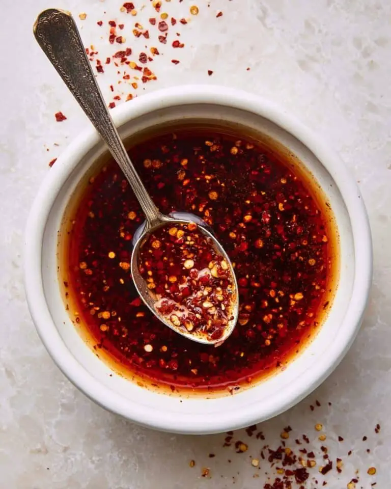 Copycat Trader Joe’s Chili Onion Crunch Recipe