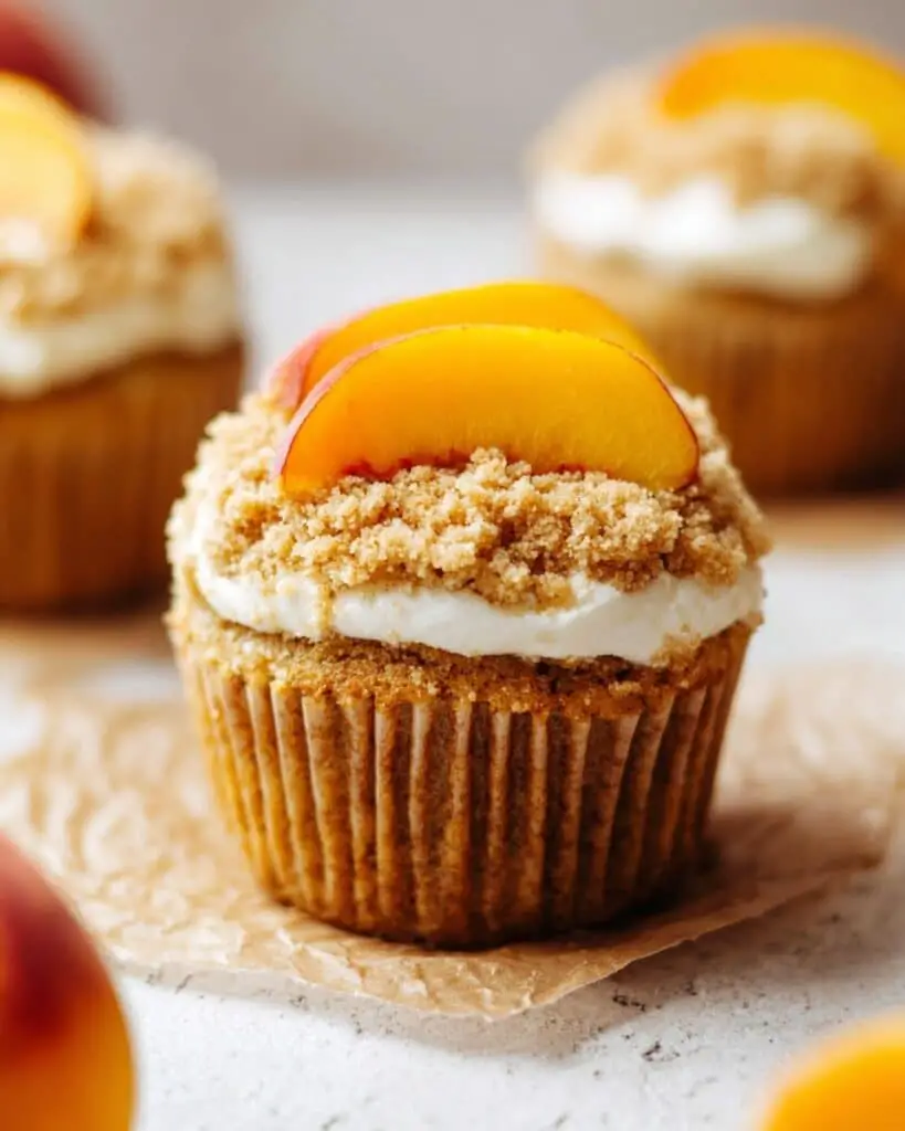 Peach Pie Cupcakes with Cream Cheese Frosting and Cinnamon Crumble Recipe