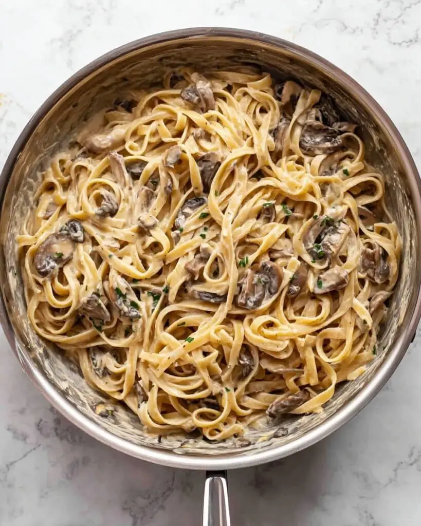 One Pot Creamy Mushroom Pasta Recipe
