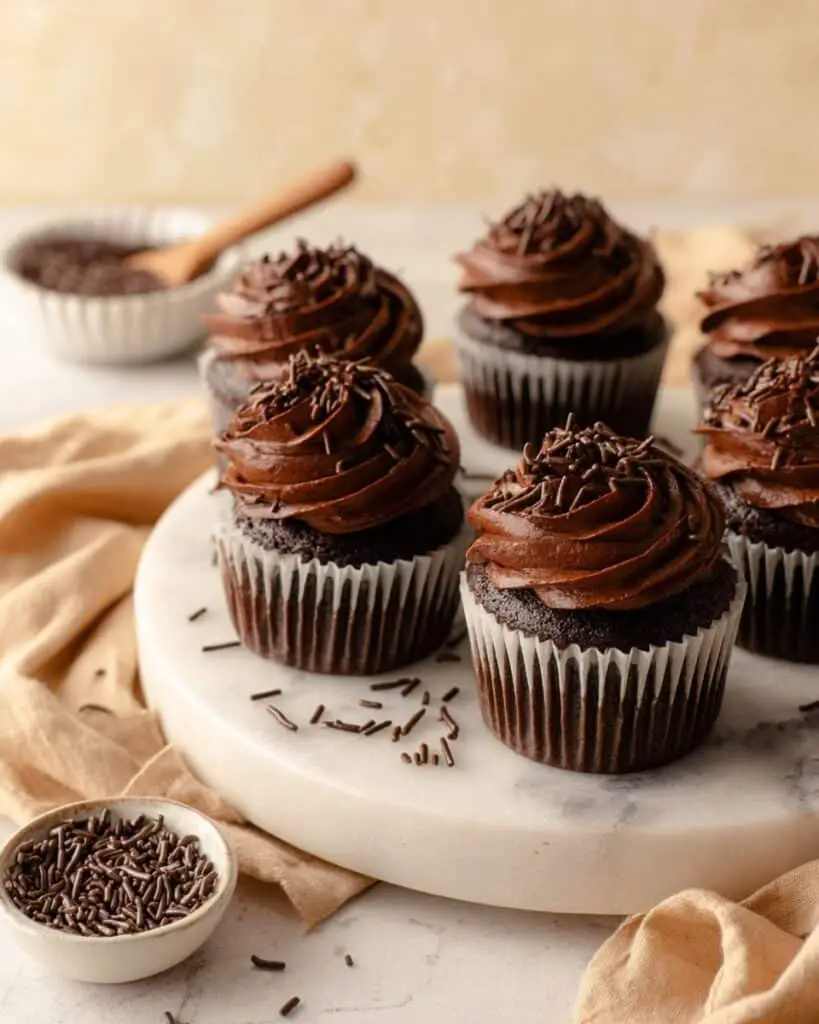 Super Moist Chocolate Fudge Cupcakes Recipe
