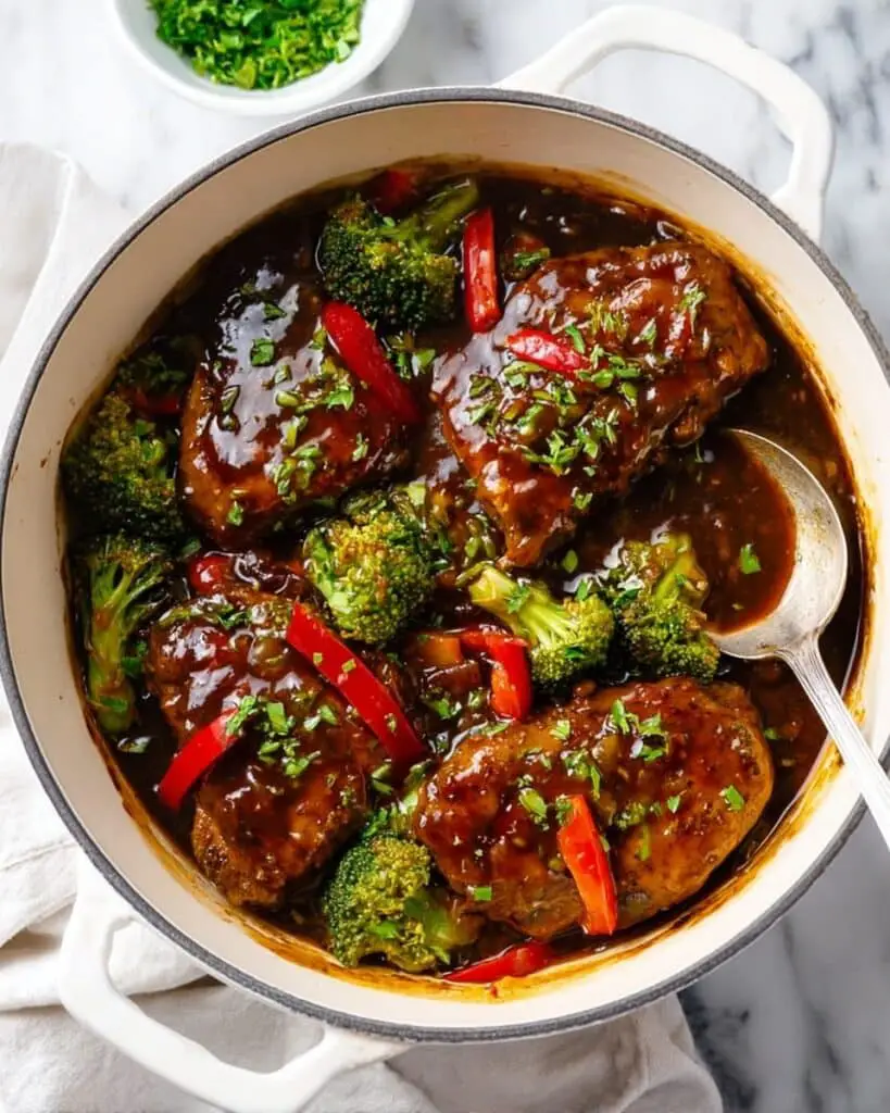 Honey Garlic Chicken with Broccoli and Red Bell Peppers Recipe