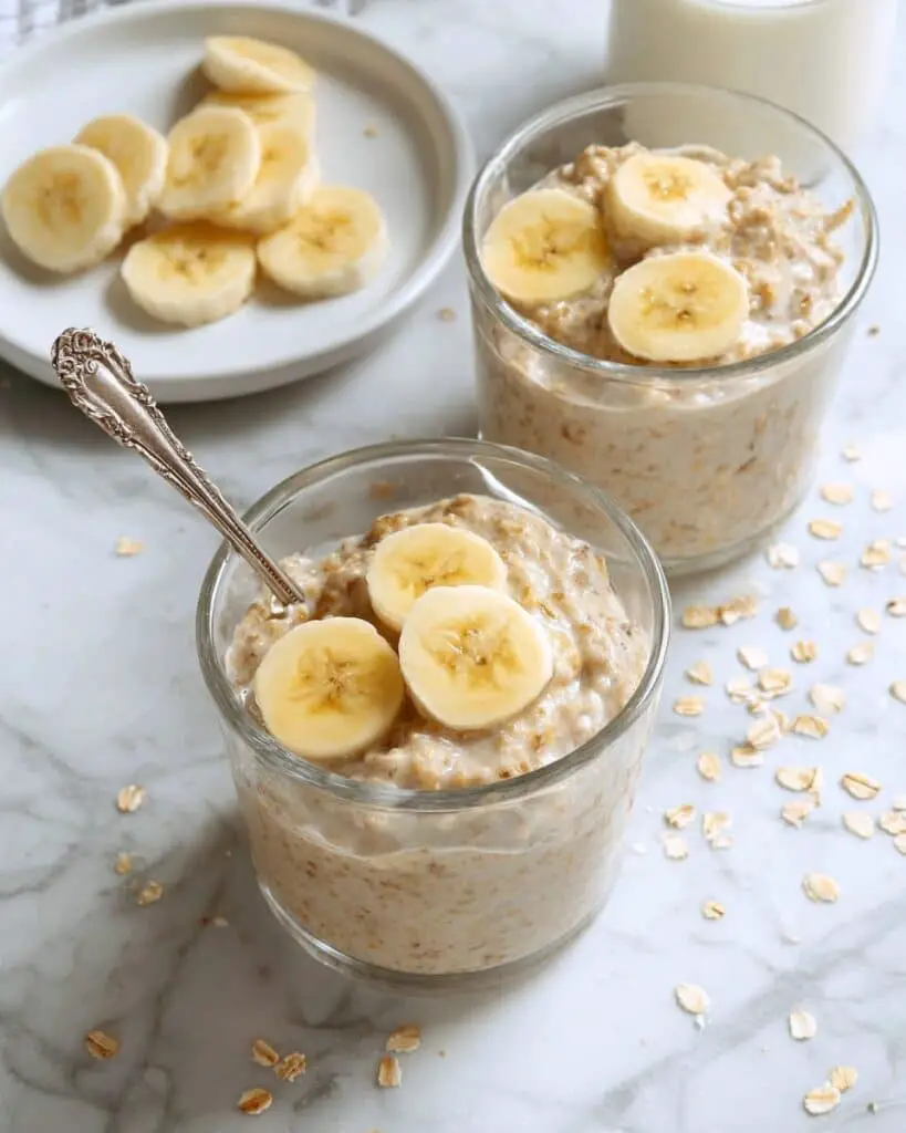 Banana Overnight Oats with Peanut Butter and Cinnamon Recipe