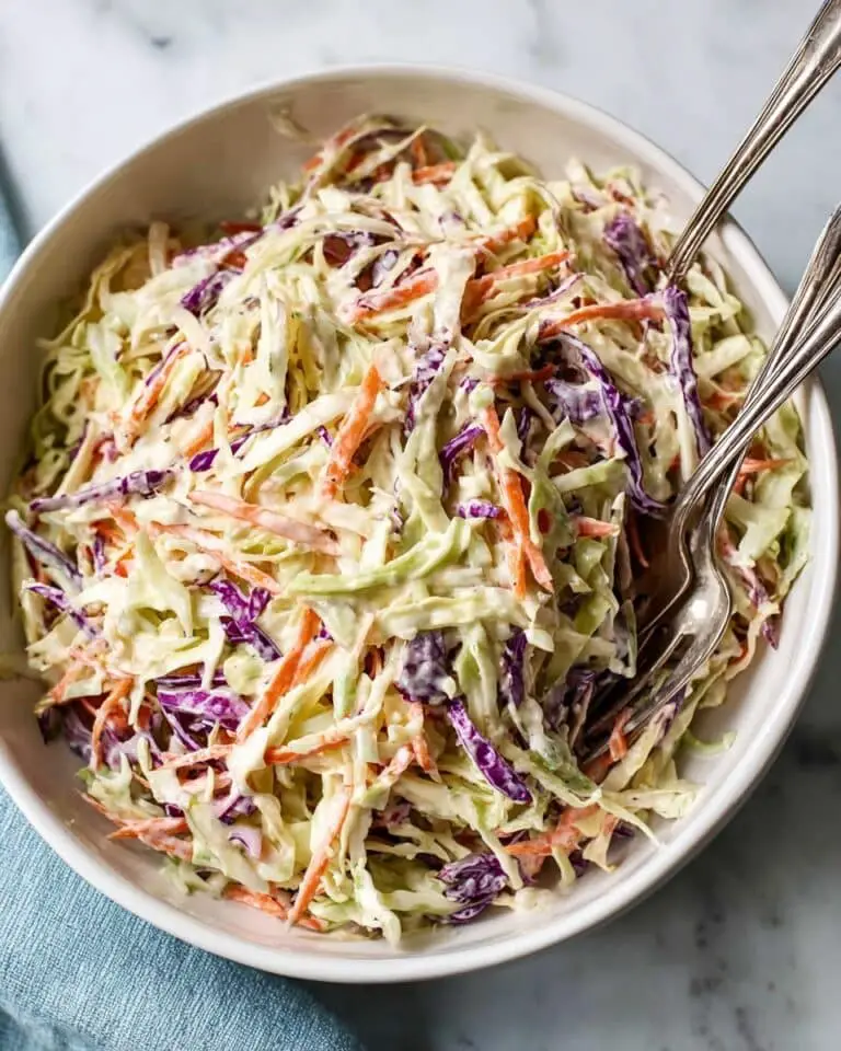 Easy Creamy Coleslaw Recipe