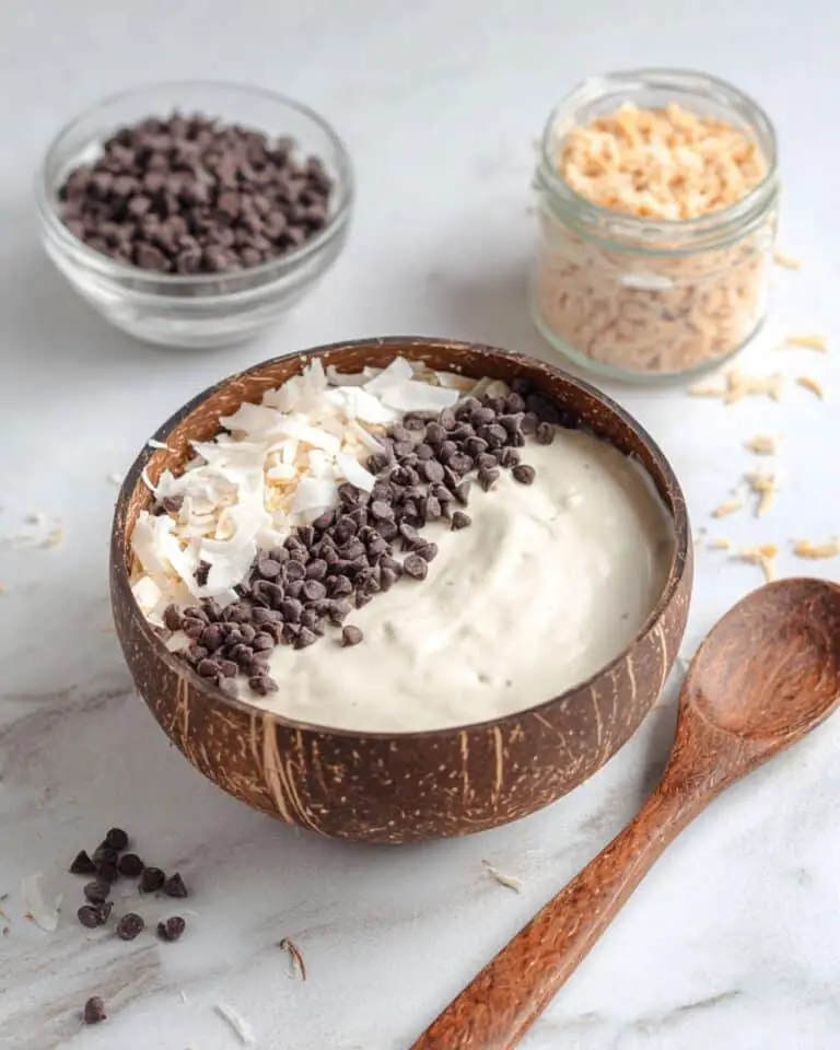 Vanilla Coconut Smoothie Bowl (Vegan and Gluten-free) Recipe