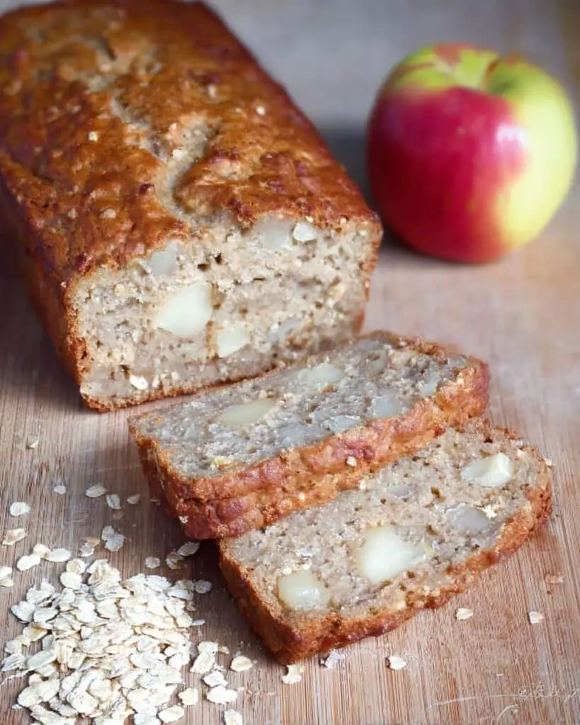 Apple Cinnamon Oatmeal Bread Recipe